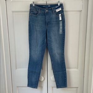 Old Navy Women's Brand New High Rise Rockstar Skinny Jeans. Size 10.